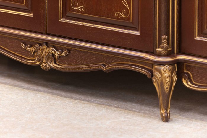 Мебель Черноземья Барокко махагон с золотой патиной