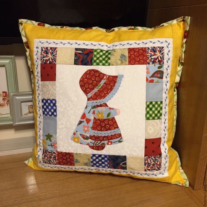 Лоскутные диванные подушки