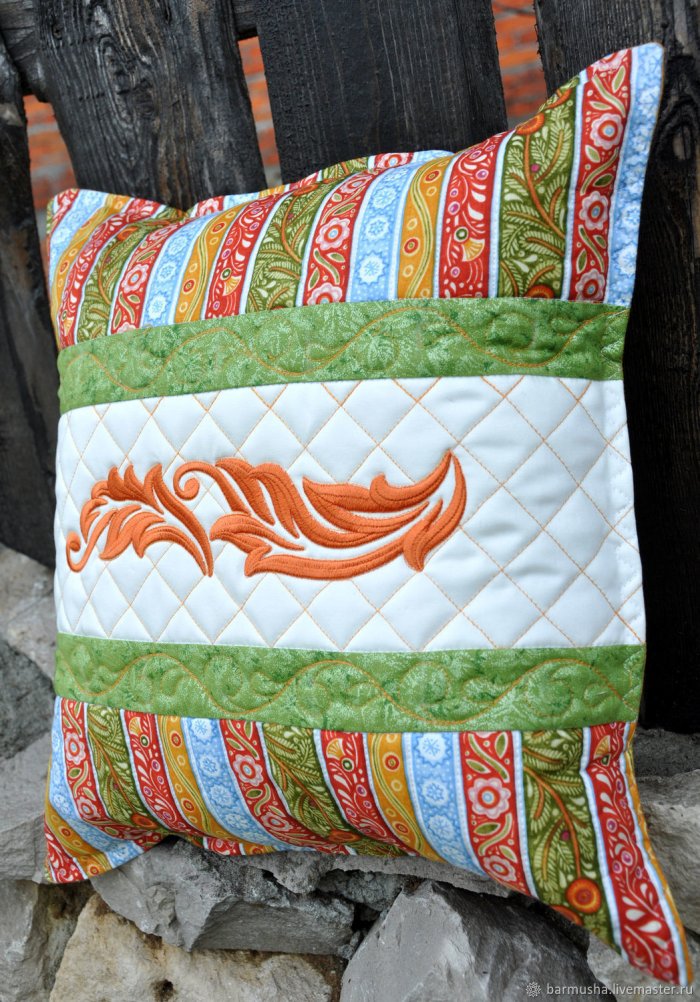 Подушка котик пэчворк