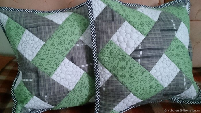Лоскутные диванные подушки