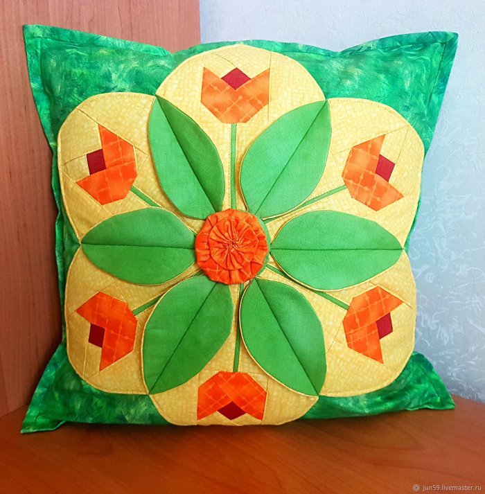 Лоскутная наволочка на подушку