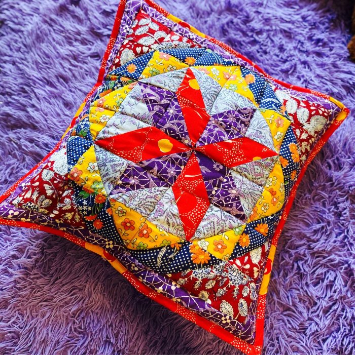 Лоскутная наволочка ромб