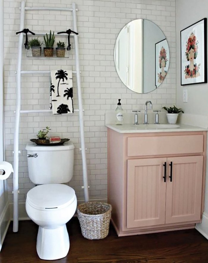 Декор ванной комнаты с туалетом