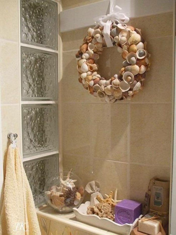 Ракушки в интерьере ванной