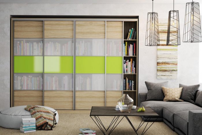 Шкаф купе со стеклом