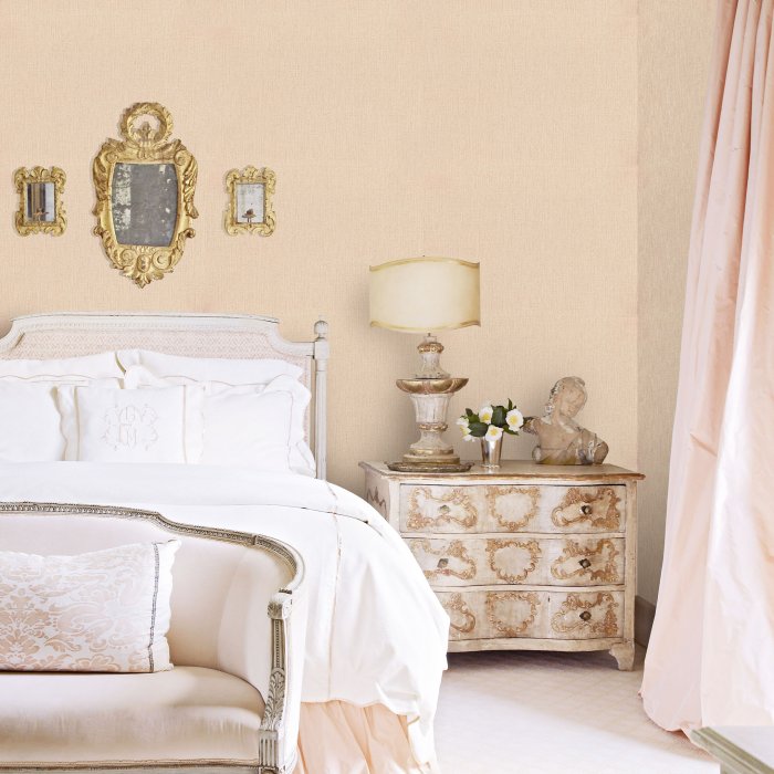 Спальня в пастельных тонах