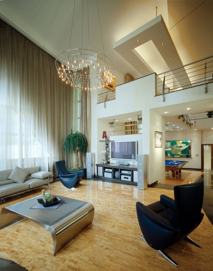 Гостиная со вторым светом