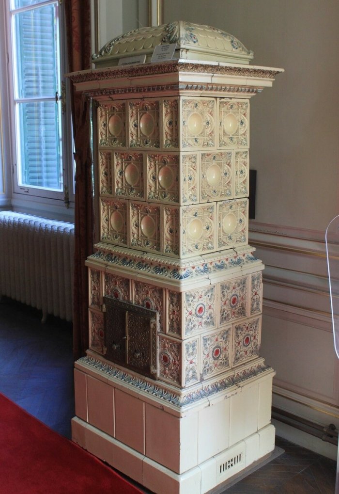 Изразцовая печь голландка