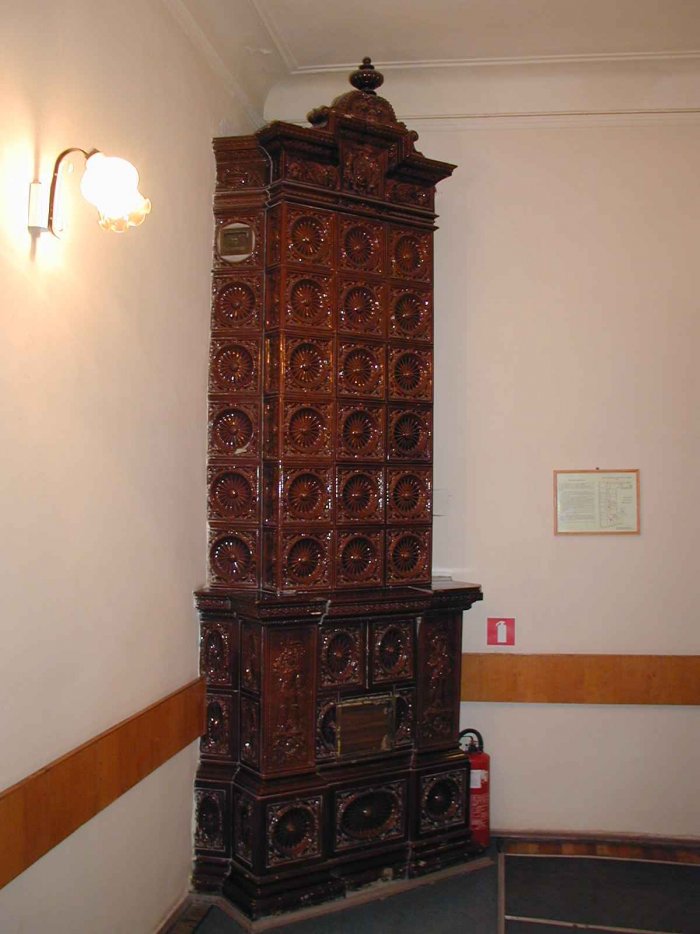 Печь голландка изразцовая старинная