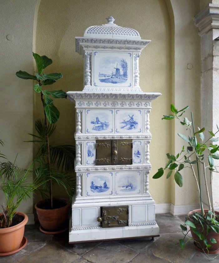 Французский изразцовый Титан печь