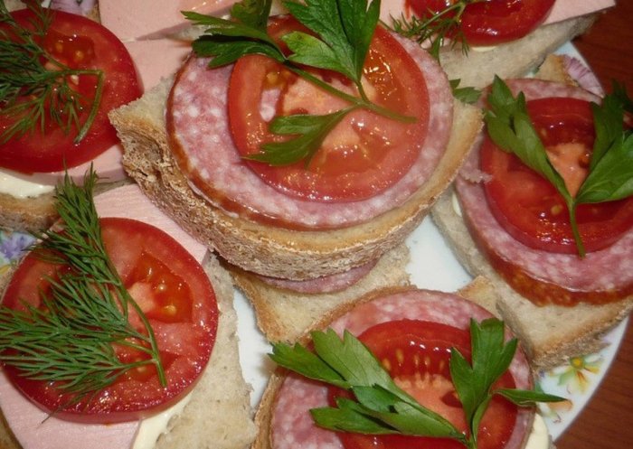 Красивая подача бутербродов