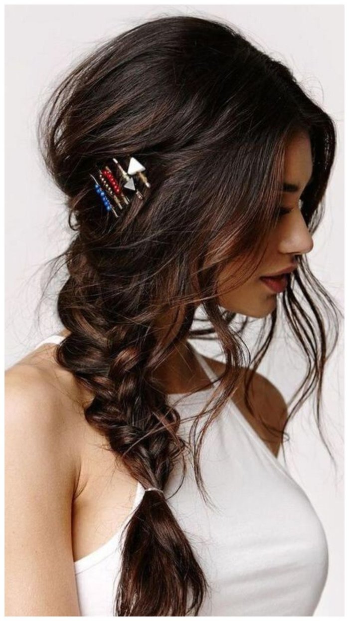Прически на выпускной на длинные волосы