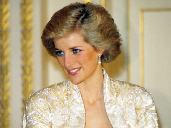 Короткие стрижки для девушек 2021 Боб