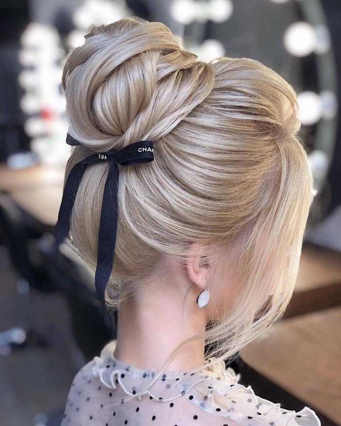 Торжественные прически 2020