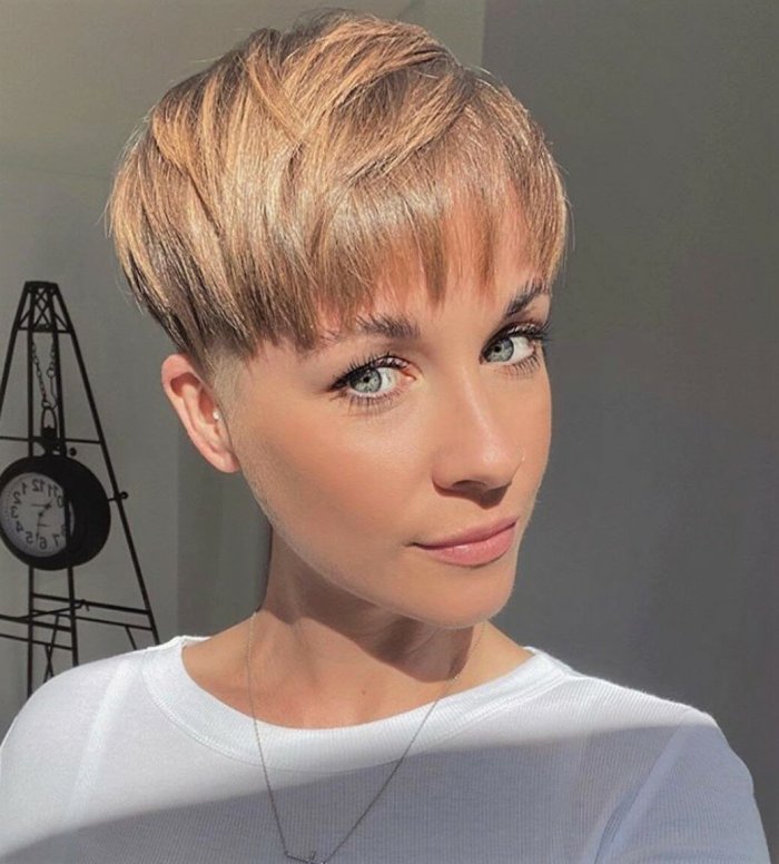 Причёски на новый год 2021