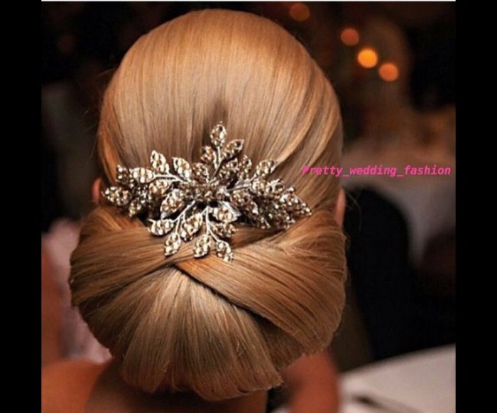 Красивые прически на бал