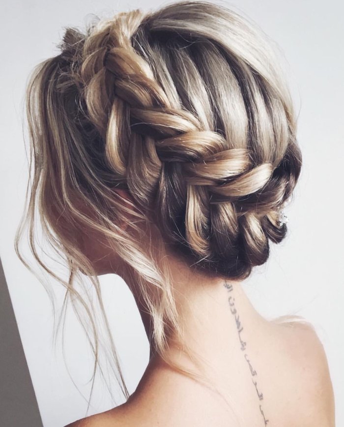 Прически с косами