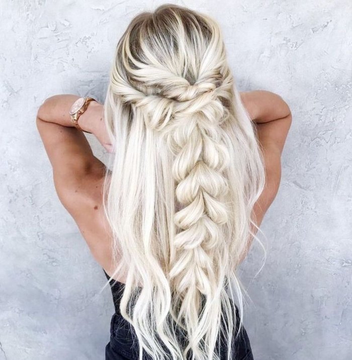 Прическа с косой