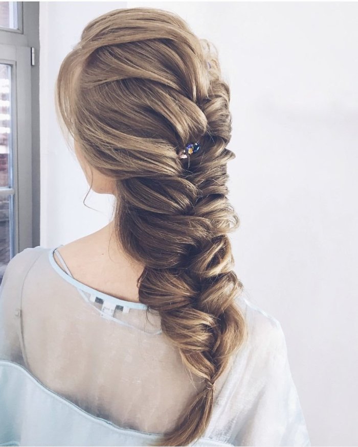 Французские косы на выпускной