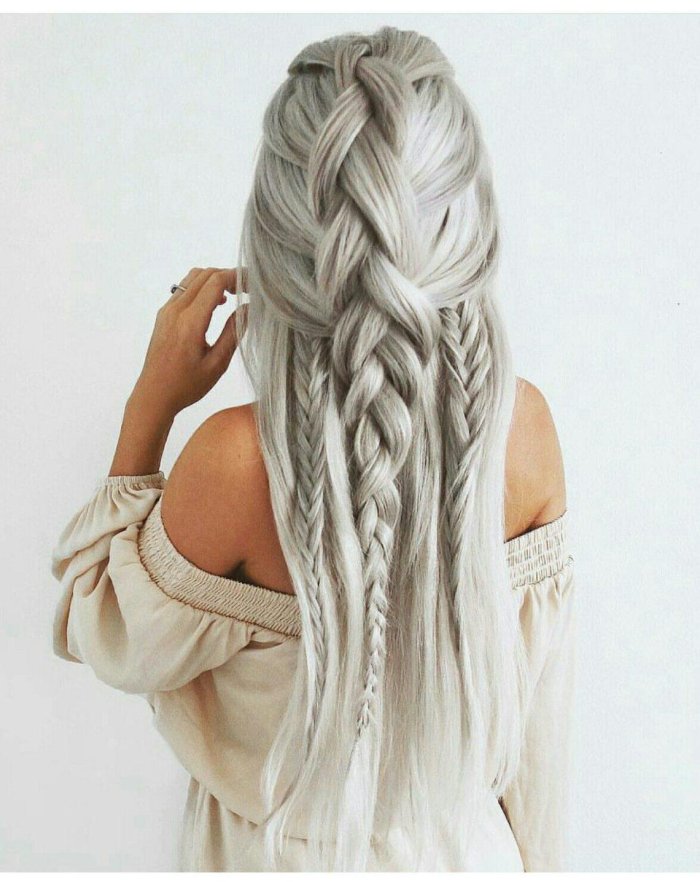 Прически с косичками