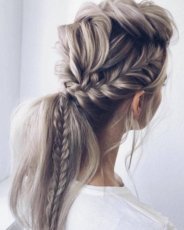 Прически с косичками