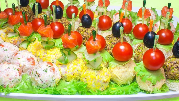 Закуска павлиний хвост