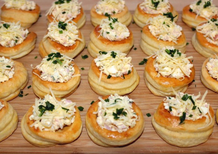 Волованы с ветчиной