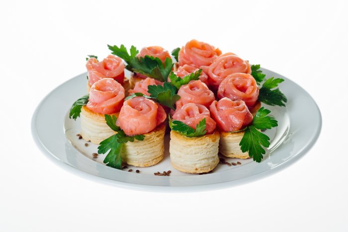 Волованы из слоеного