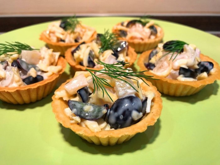 Украшение тарталеток к празднику