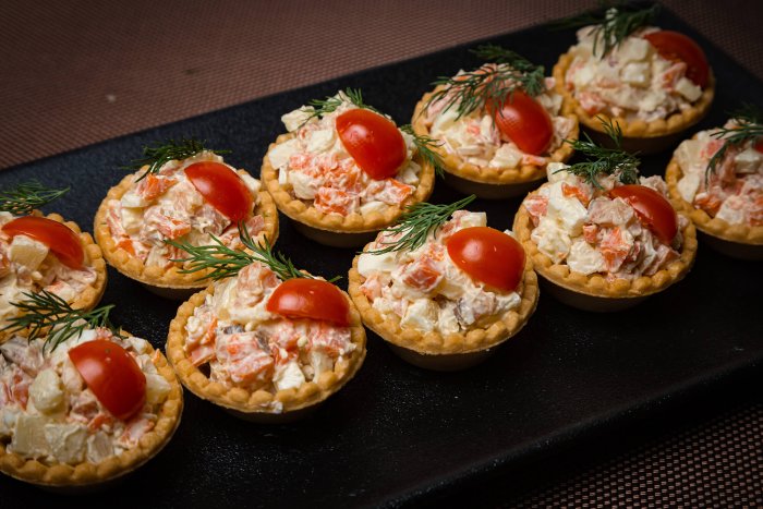 Салат в тарталетках