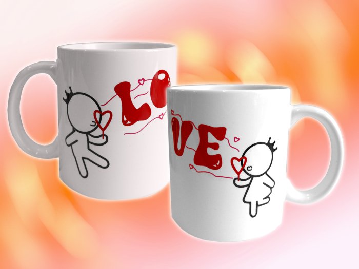 Кружки Love is макет