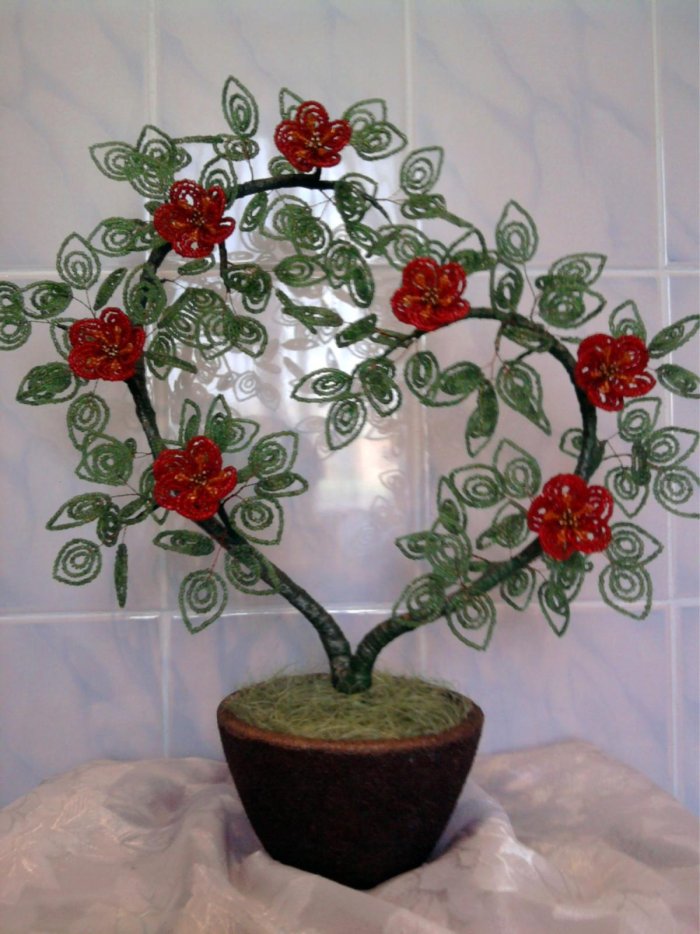 Дерево сердце из бисера