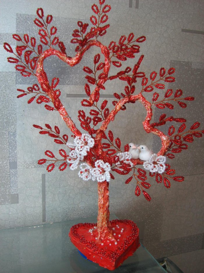Сердечное дерево из бисера