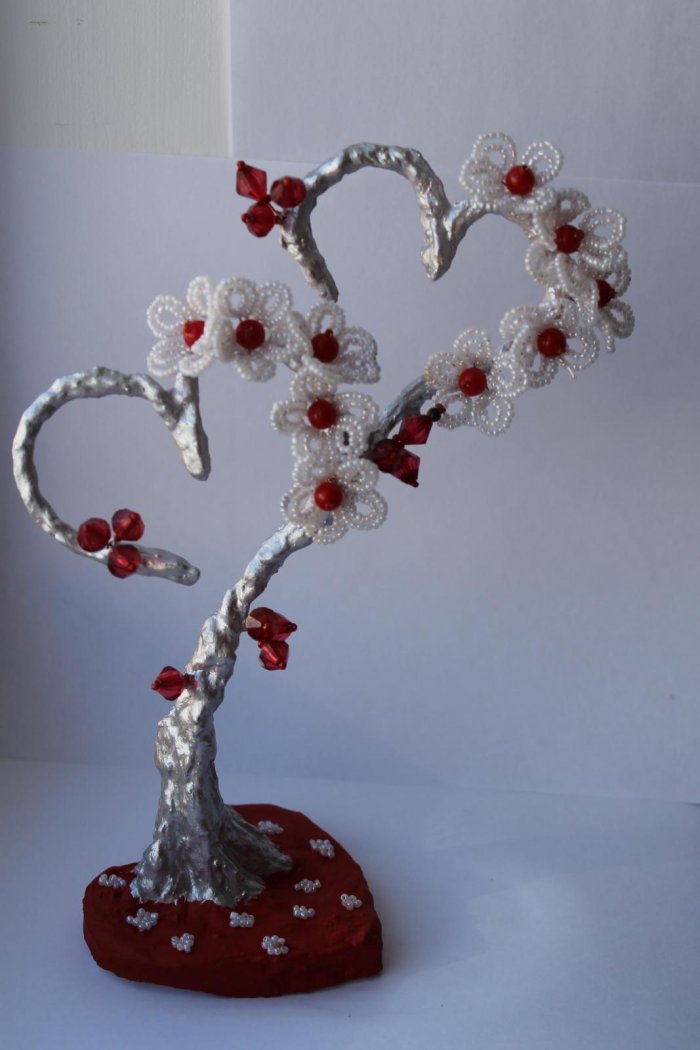 Дерево любви бисером