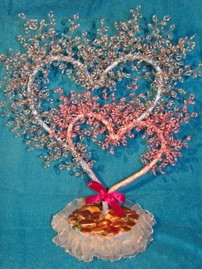 Деревце любви из бисера