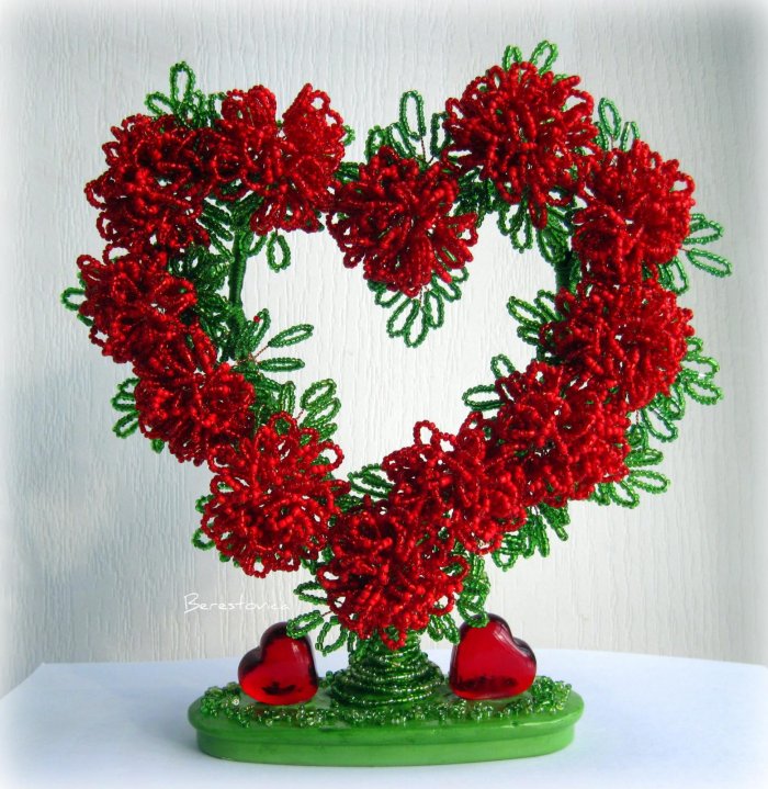 Бисероплетение сердце дерево