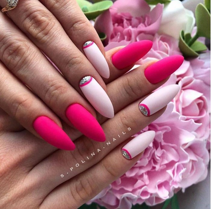 Ногти миндаль 2021фуксия