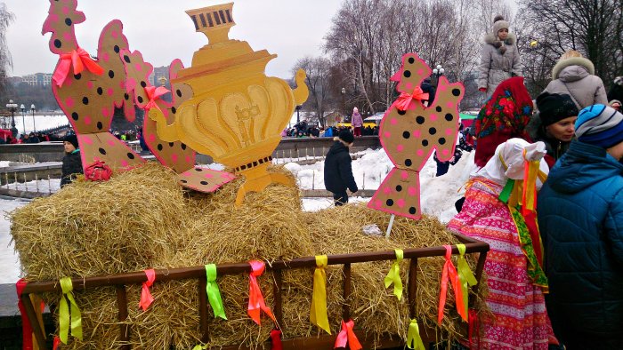 Палатка на Масленицу