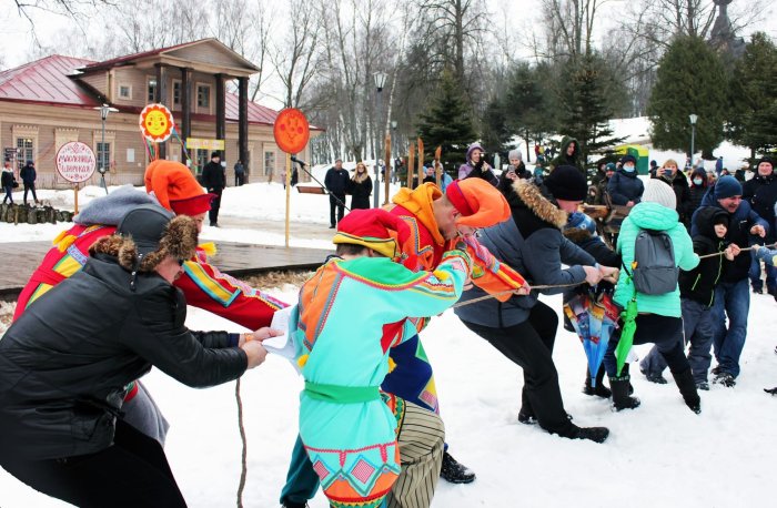Масленица декор стола