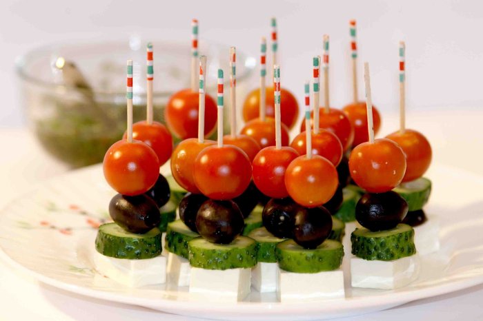 Канапе на детский стол