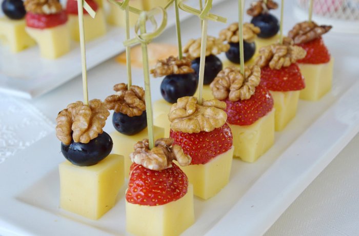 Канапе ветчина сыр маслины