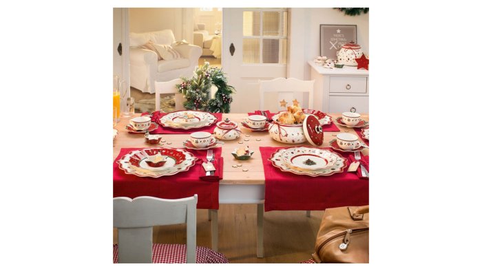 Сервировка стола в Красном цвете