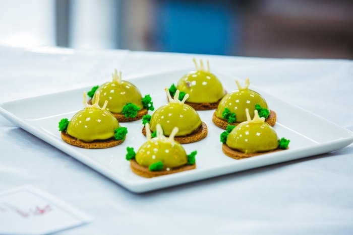 Фингер фуд с грушей