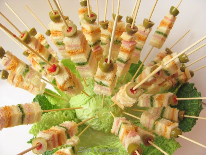 Канапе с утиной грудкой