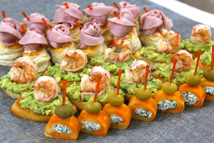 Канапе пингвины