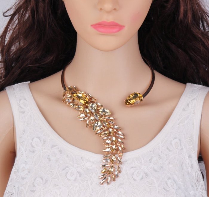 Ожерелье манжета