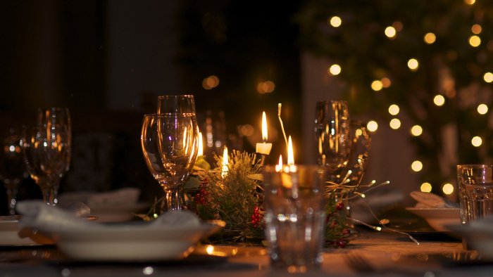 Новогодний стол в кафе