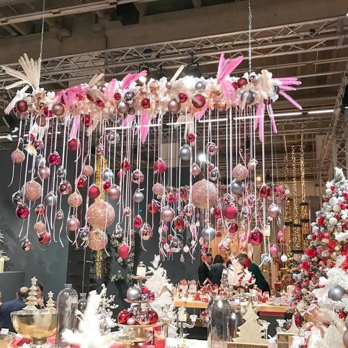 Украшение люстры на новый год