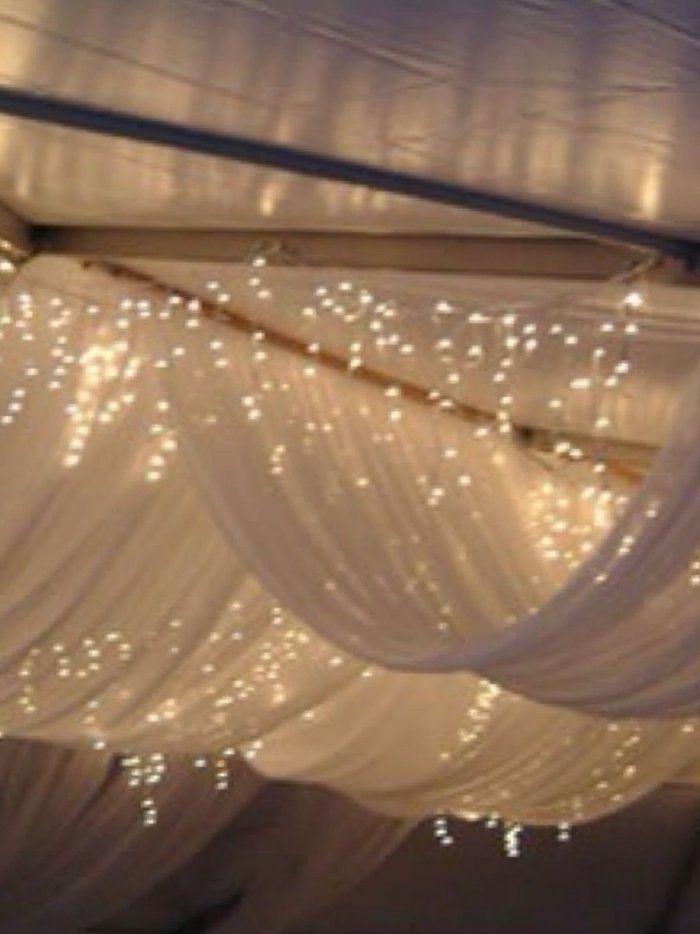 Потолок из гирлянд