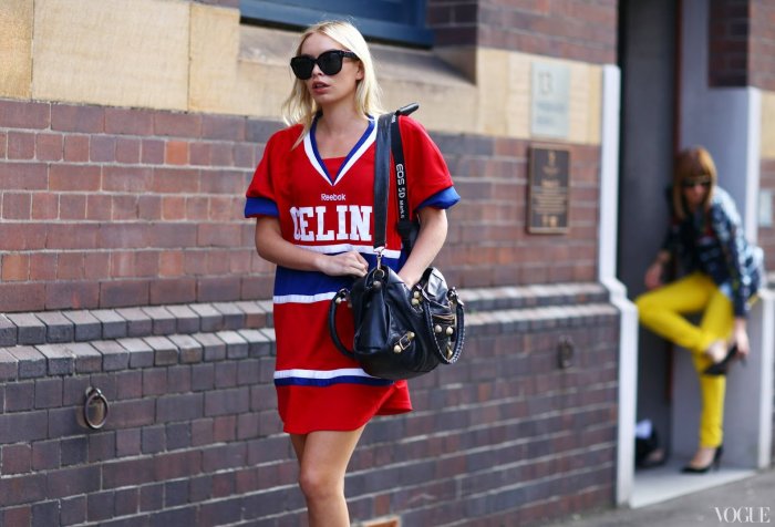 Сумка к спортивному стилю